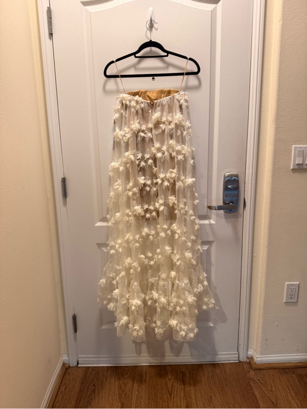 Helsi Athena Strapless Sheer Midi Dress in off White /Cream Size XS NWT - Picture 6 of 8